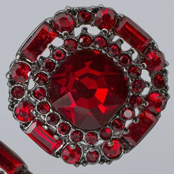 WHBM Red Crystal Glass Stud Earrings STUNNING! - Picture 5 of 5